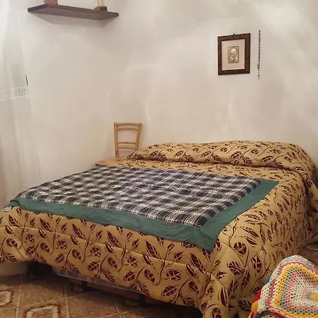 Casa Piredda Feriehus Orosei