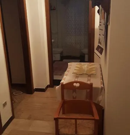 Casa Piredda 別荘 オロゼーイ